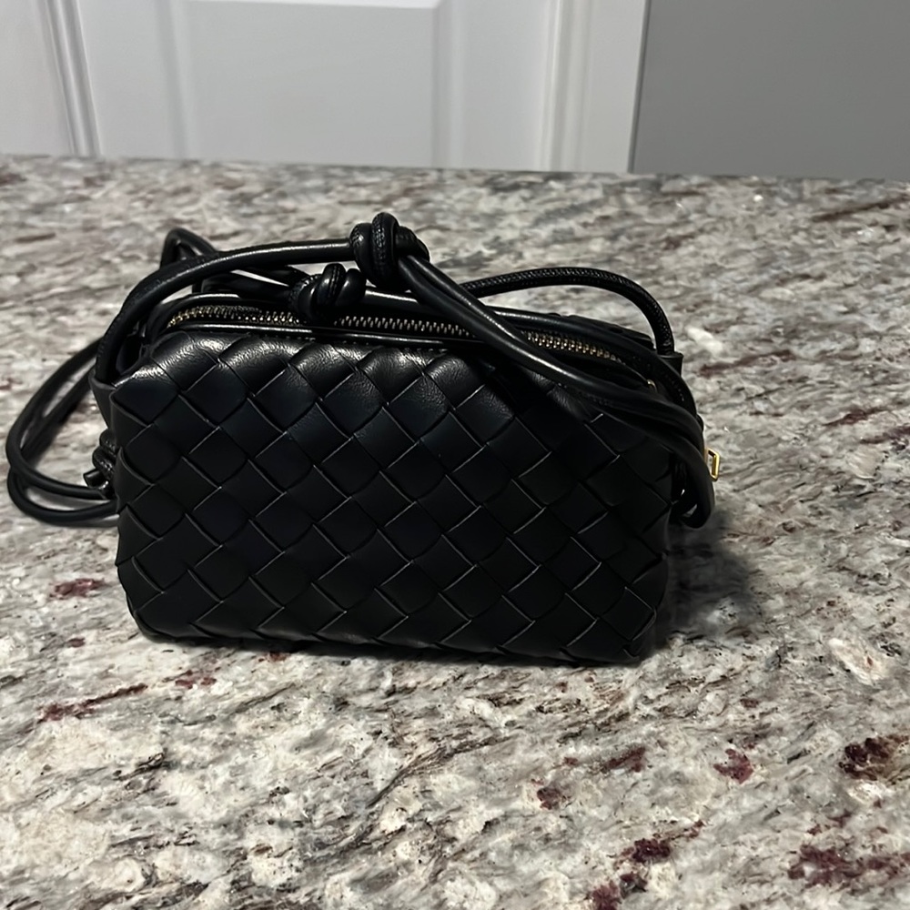 Black crossbody